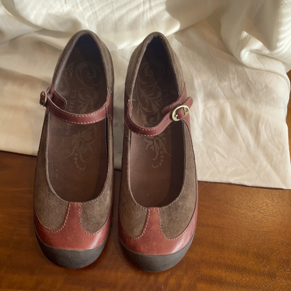 Merrell Mary Jane comfort dress shoe